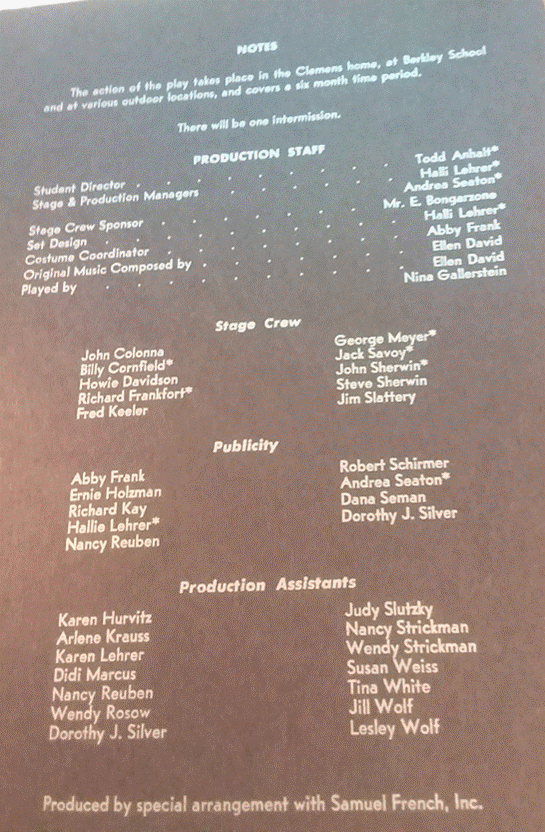 A plaque with text

Description automatically generated